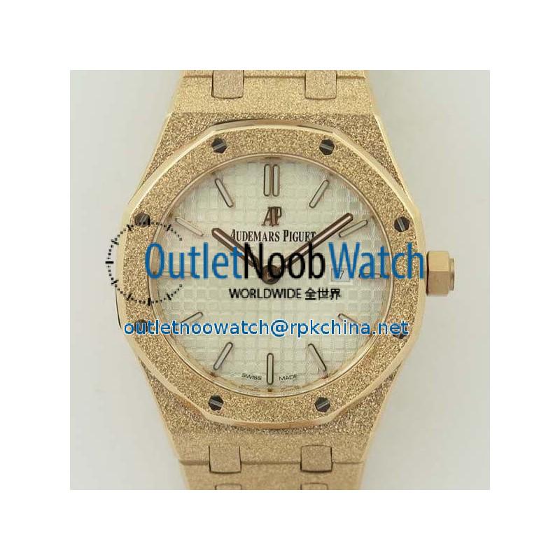 Replica Audemars Piguet Royal Oak Frosted Gold Quartz 33MM 67653 OM Rose Gold Silver Dial Swiss 3132